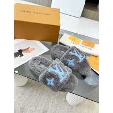 Louis Vuitton Slippers